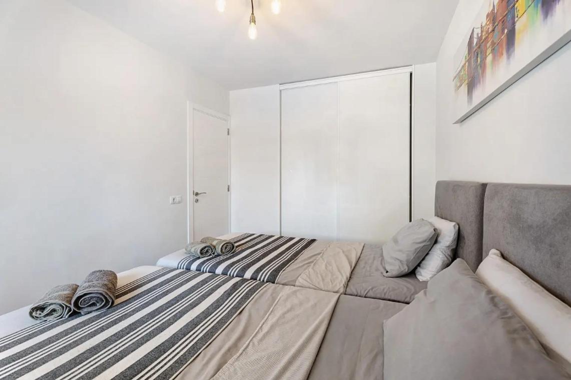 Apartamento De Lujo En Torre Del Sol, Playa De Las Americas Arona  Esterno foto
